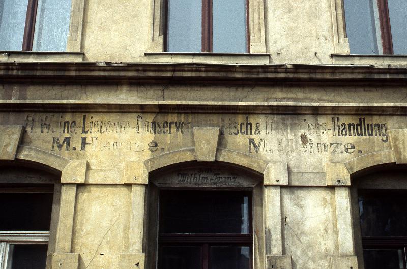 Zittau, Milchstr. 9, 21.6.1997 (1).jpg - ff. Weine, Liqueure, Conserven, Fisch & Delikatess-Handlung M. Heinze